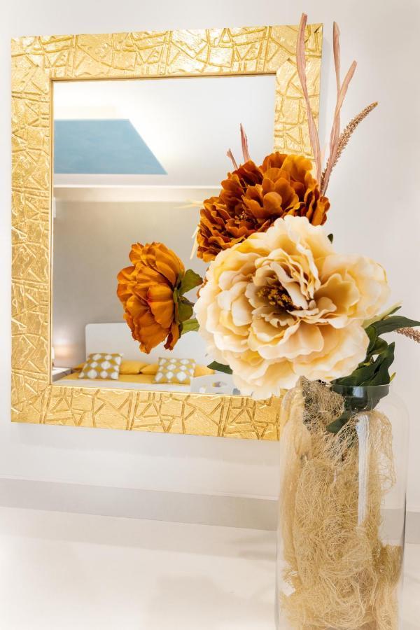 Zaffiro Lavico Rooms Etna Nature Sea 아치레알레 외부 사진